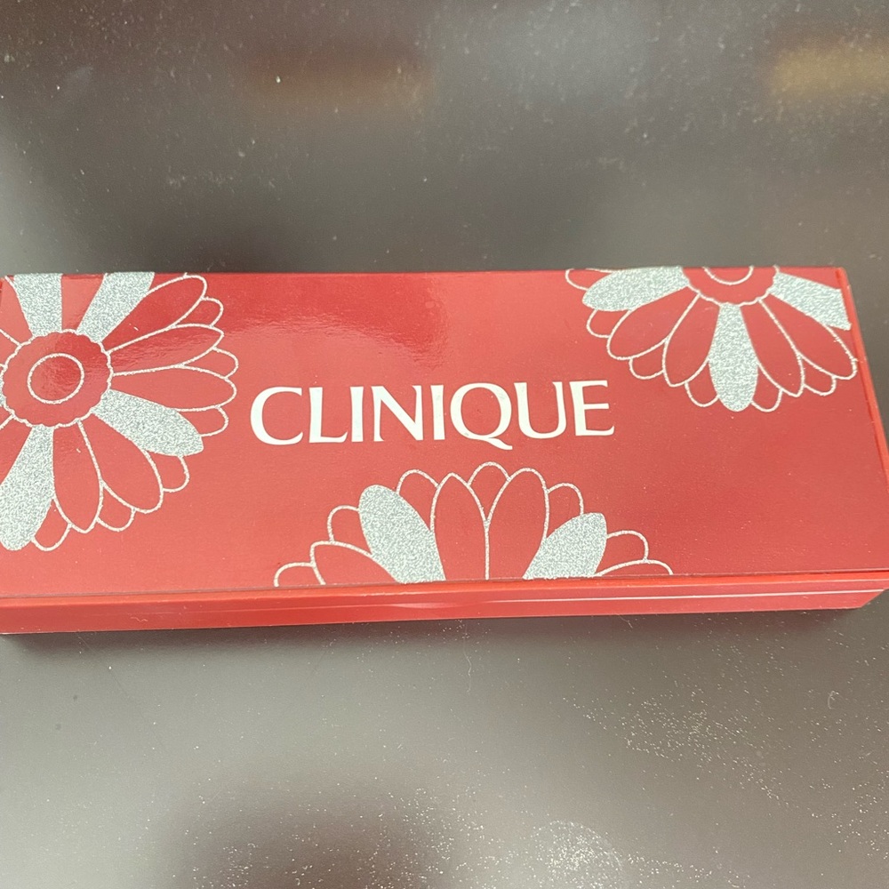 Clinique pop blush